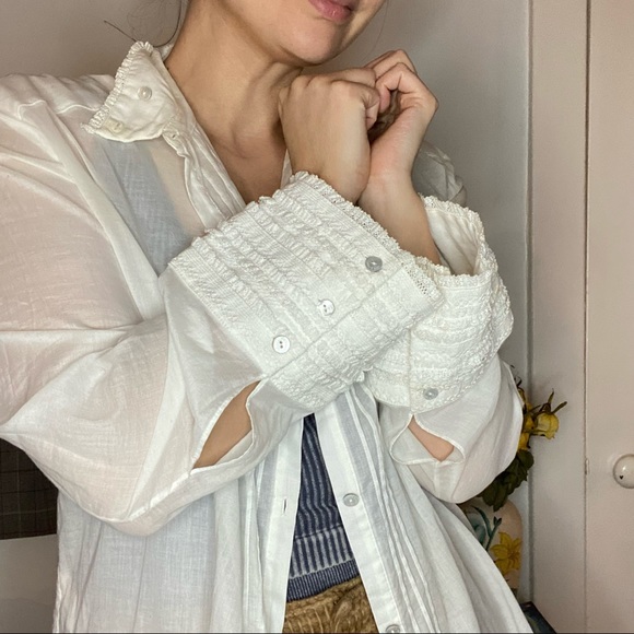 Cinq a Sept white blouse with frilly lace cuffs - Picture 4 of 5